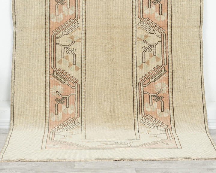 Beige Oushak Rug 3' 8" x 6' 7" | No. VR20761