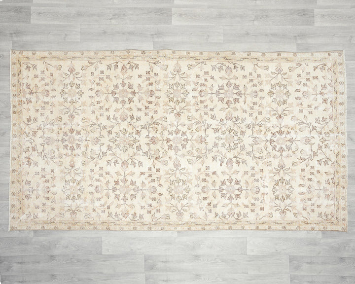 Beige Oushak Rug 7' 8" x 4' 2" | No. VR45880