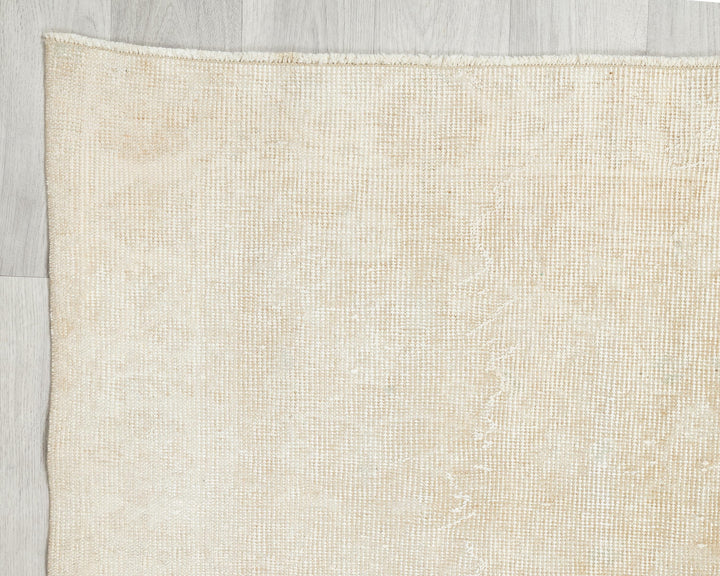 Beige Oushak Rug 3' 11" x 6' 7" | No. VR75177