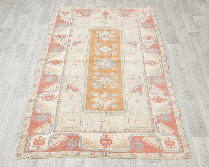 Neutral Oushak Rug 6' x 3' 5" | No. VR38904