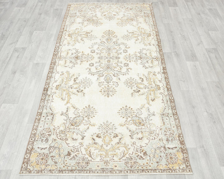 Beige Oushak Rug 3' 8" x 7' | No. VR82566