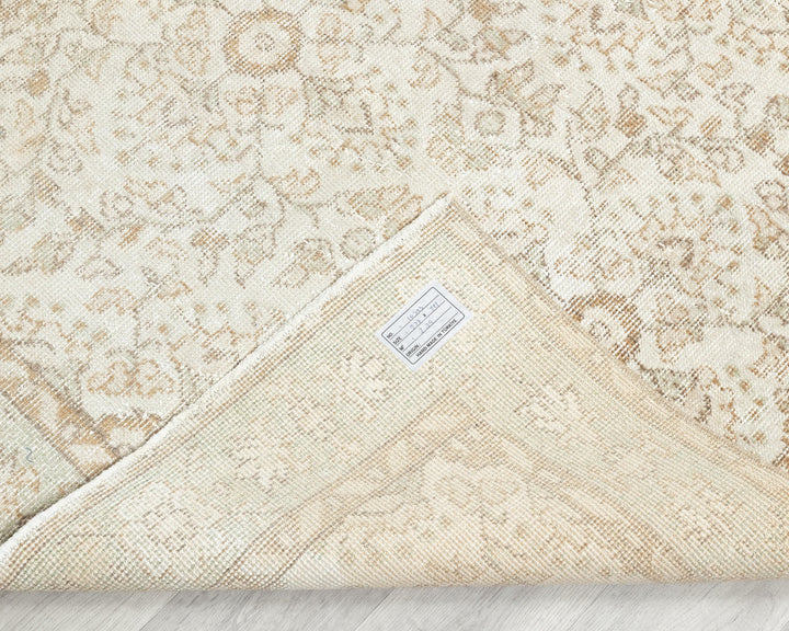 Beige Oushak Rug 4' x 7' 8" | No. VR77504