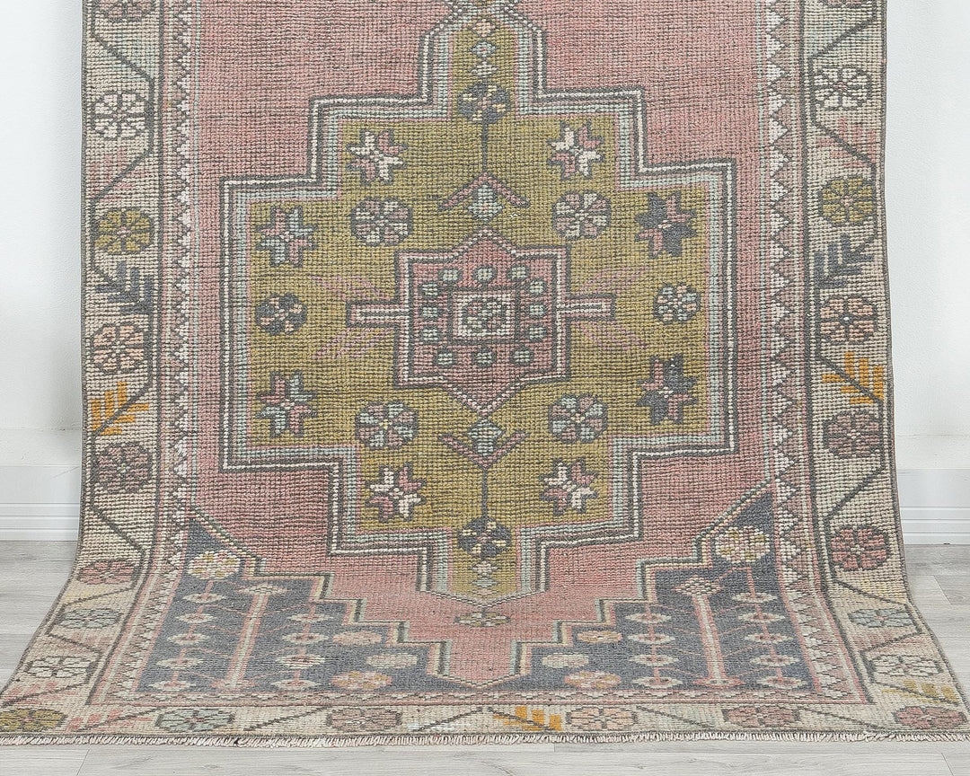 Rust Oushak Rug 4' 4" x 8' 10" | No. VR26518
