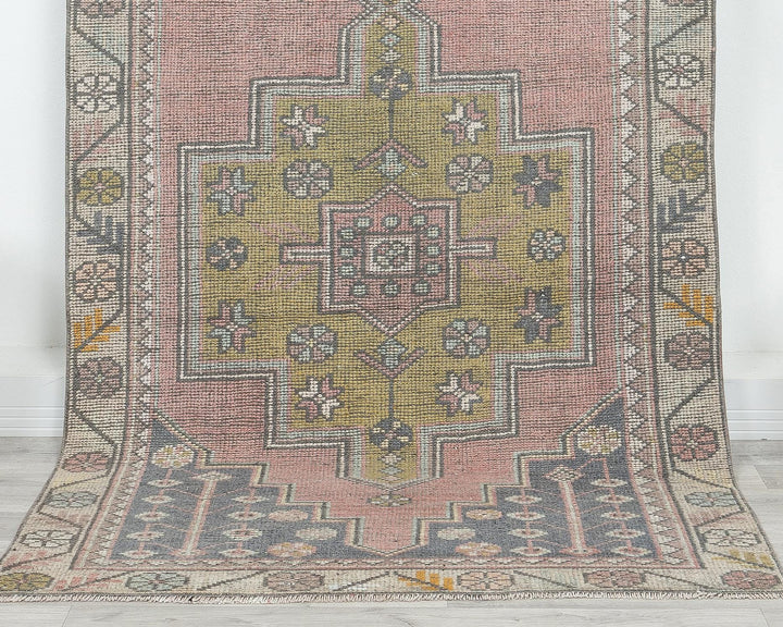 Rust Oushak Rug 4' 4" x 8' 10" | No. VR26518