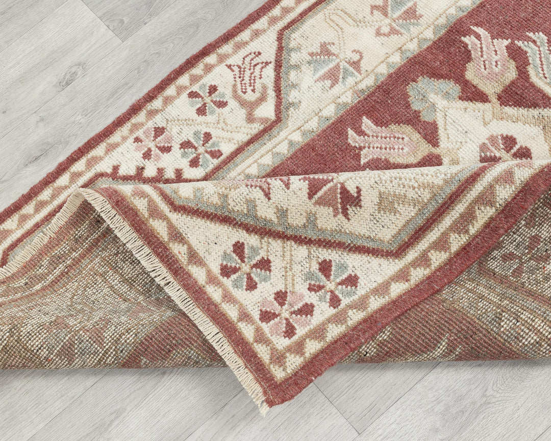 Oushak Rug 2' 10" x 4' 10" | No. VR83089