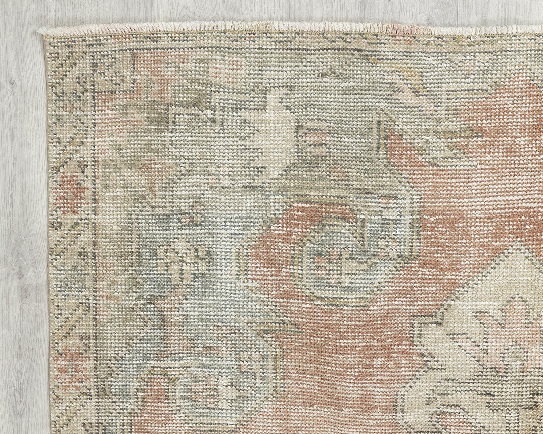 Oushak Rug 4' 1" x 6' 8" | No. VR95975