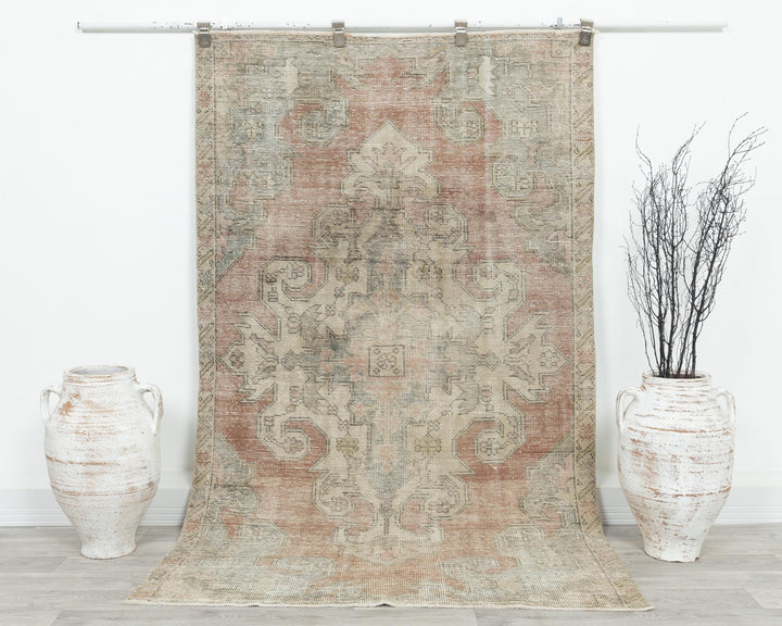 Oushak Rug 4' 1" x 6' 8" | No. VR95975