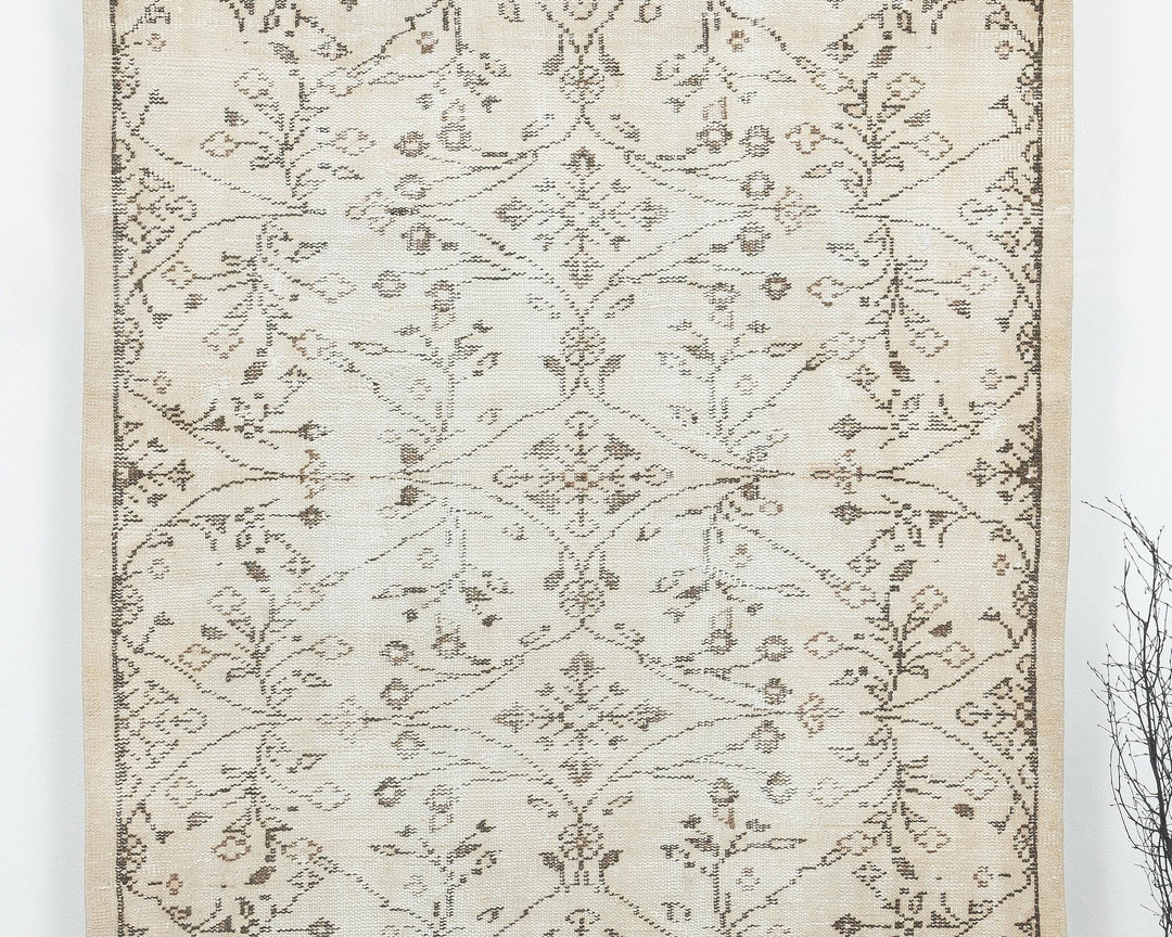 Neutral Oushak Rug 4' 4" x 6' 11" | No. VR33386