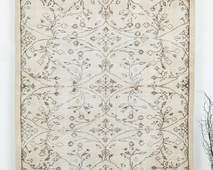 Neutral Oushak Rug 4' 4" x 6' 11" | No. VR33386