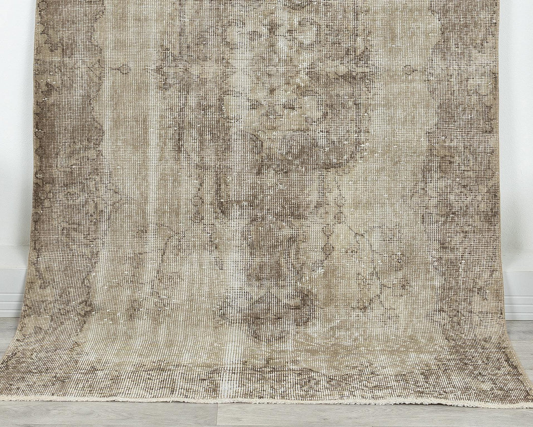 Oushak Rug 3' 7" x 6' 6" | No. VR61552