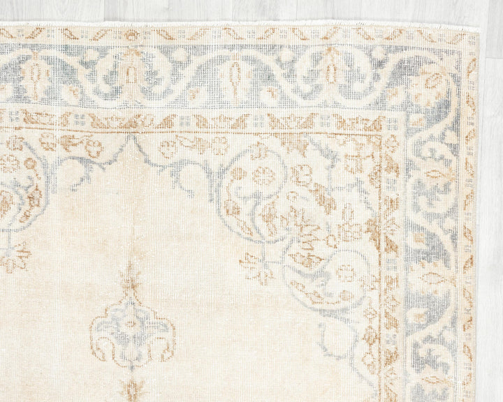 Neutral Oushak Rug 8' x 4' 5" | No. VR86187