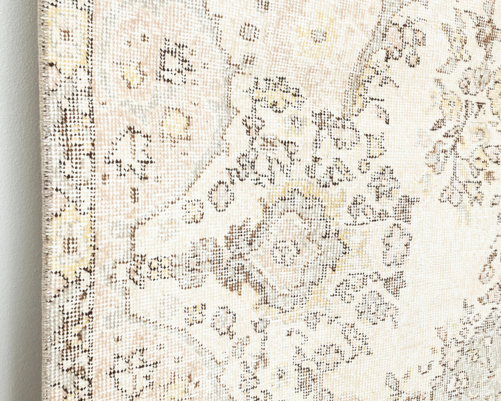 Beige Oushak Rug 5' 4" x 8' 10" | No. VR59275