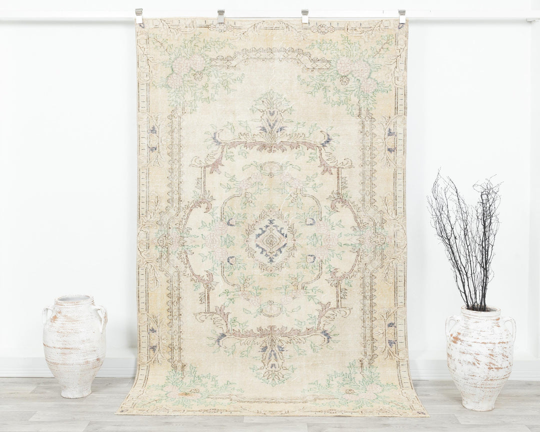 Beige Oushak Rug 4' 10" x 8' 1" | No. VR76747