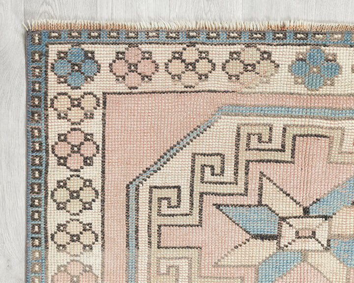 Faded Oushak Rug 3' 4" x 4' 4" | No. VR65081