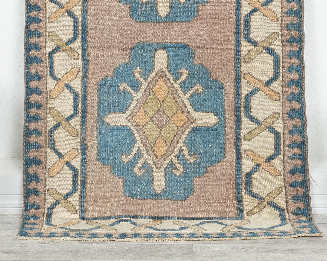 Faded Oushak Rug 2' 11" x 4' 10" | No. VR14737