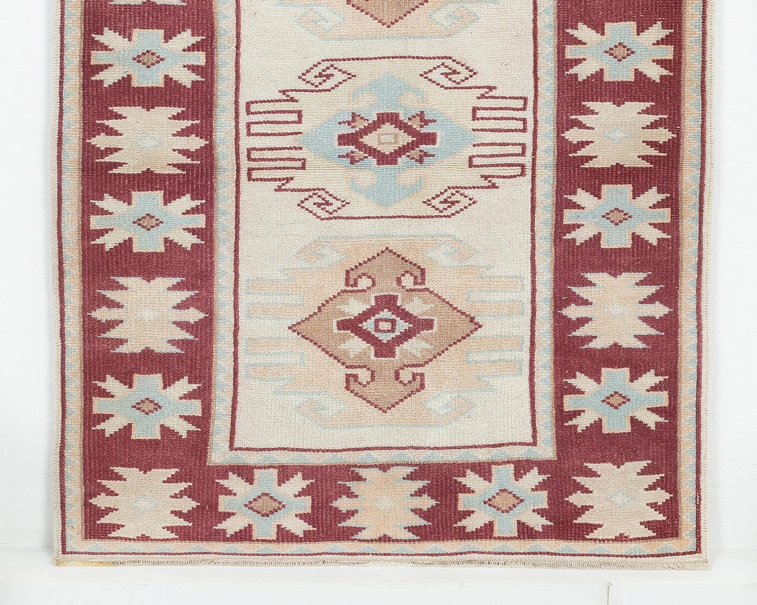Faded Oushak Rug 2' 10" x 3' 8" | No. VR55579