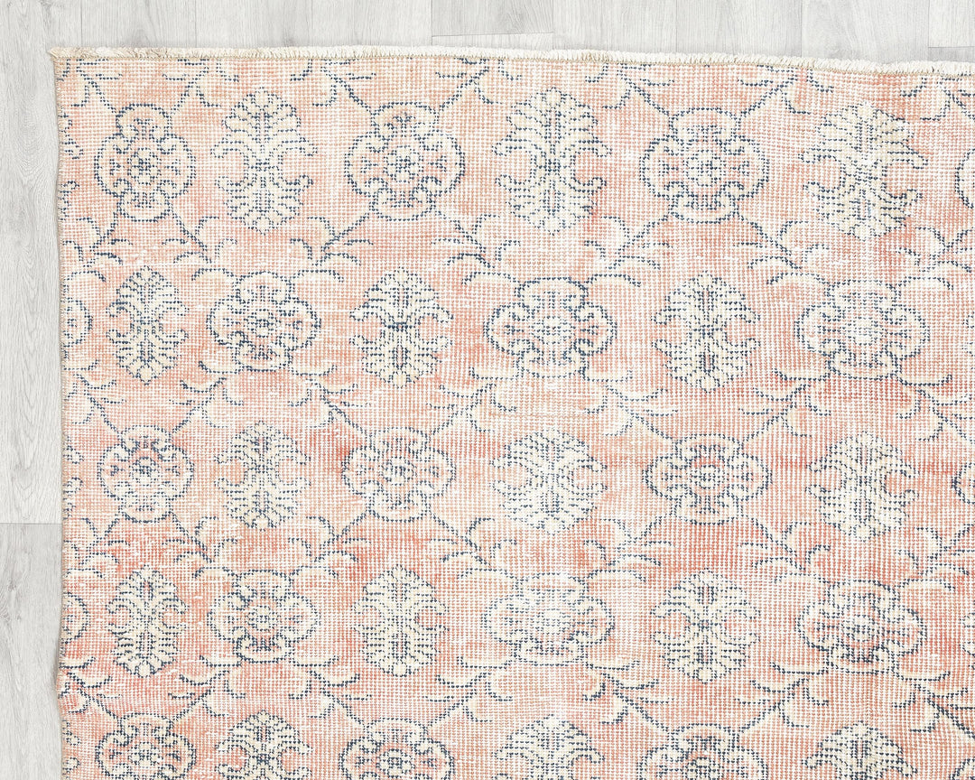 Neutral Oushak Rug 5' 7" x 9' | No. VR73513