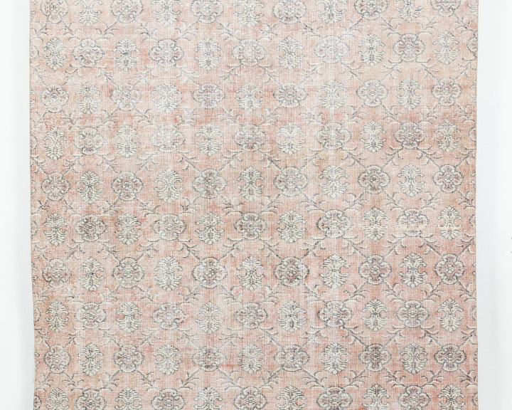 Neutral Oushak Rug 5' 7" x 9' | No. VR73513