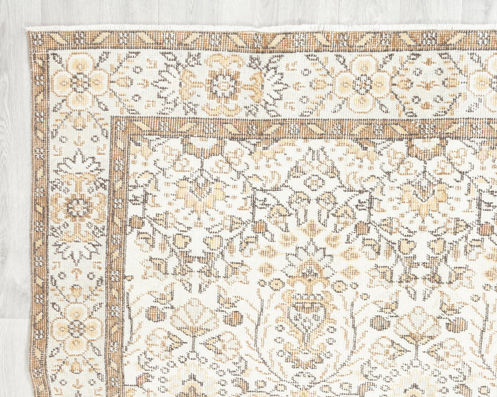Neutral Oushak Rug 5' 5" x 8' 10" | No. VR87034