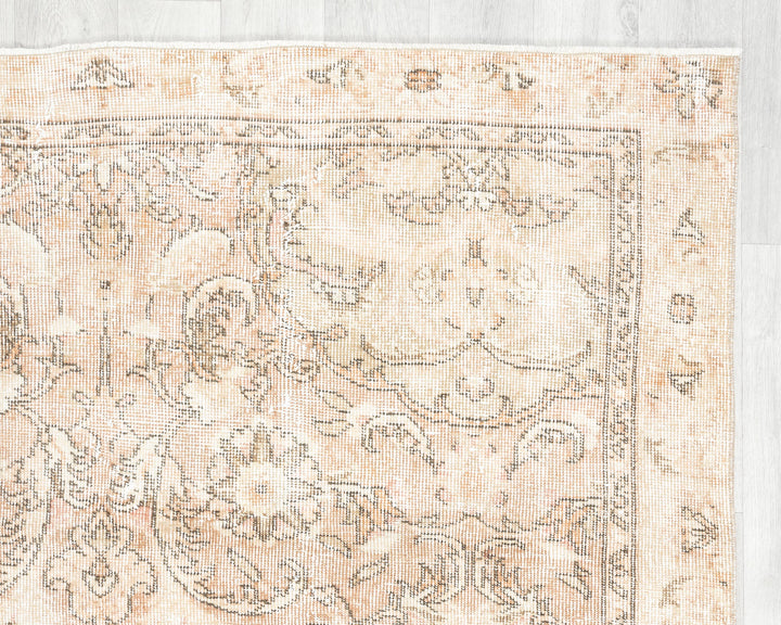 Neutral Oushak Rug 5' x 8' | No. VR71192