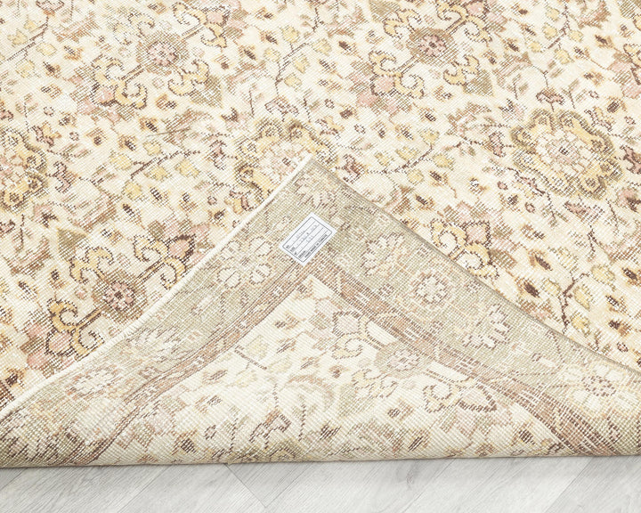 Neutral Oushak Rug 5' 1" x 8' 10" | No. VR51291