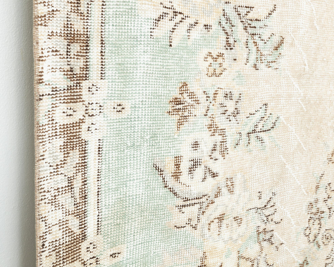Beige Oushak Rug 5' 2" x 9' 2" | No. VR32459