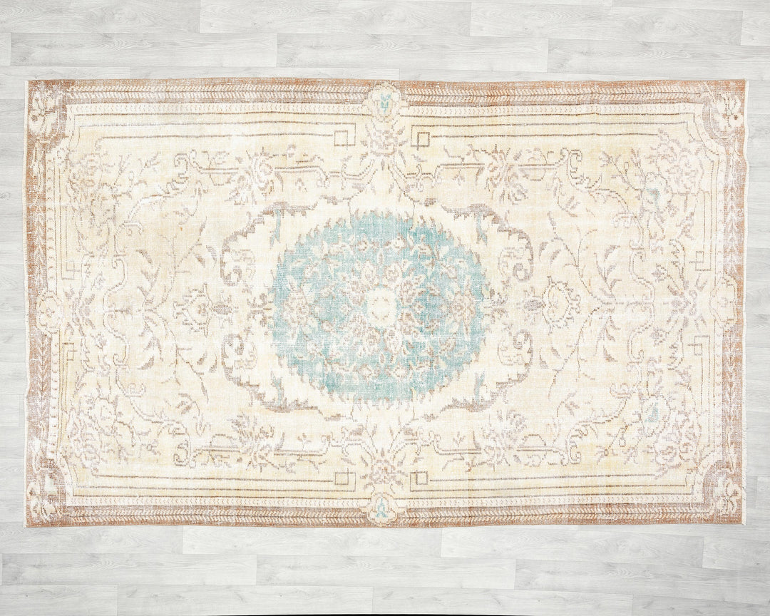 Beige Oushak Rug 5' 7" x 8' 10" | No. VR68335