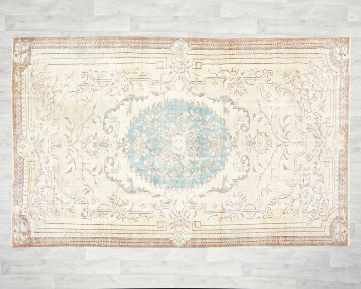 Beige Oushak Rug 5' 7" x 8' 10" | No. VR68335