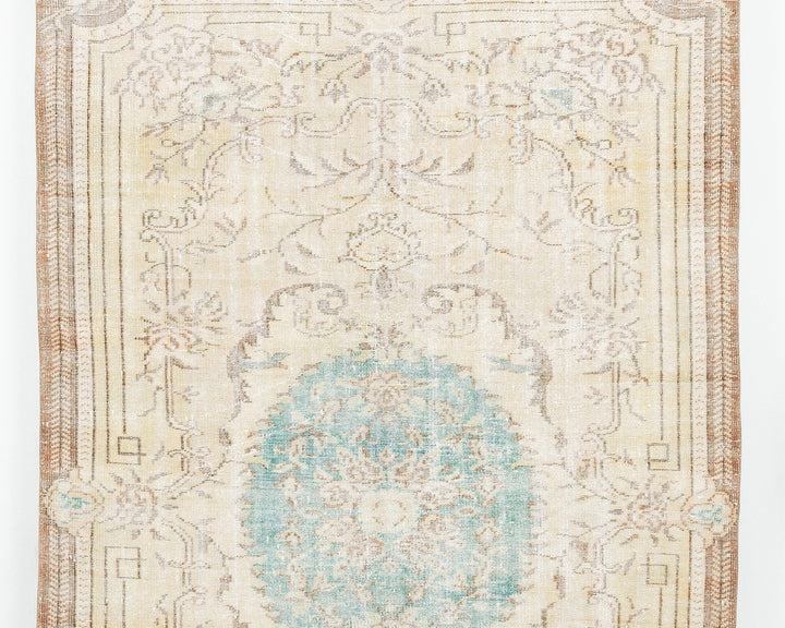 Beige Oushak Rug 5' 7" x 8' 10" | No. VR68335