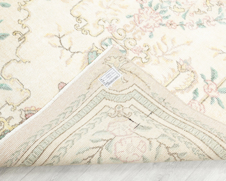 Beige Oushak Rug 4' 6" x 7' 11" | No. VR36921