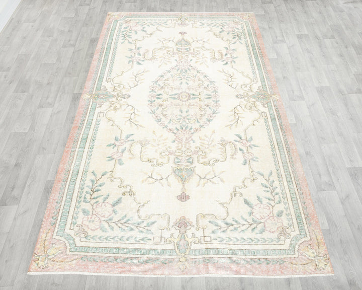 Beige Oushak Rug 4' 6" x 7' 11" | No. VR36921