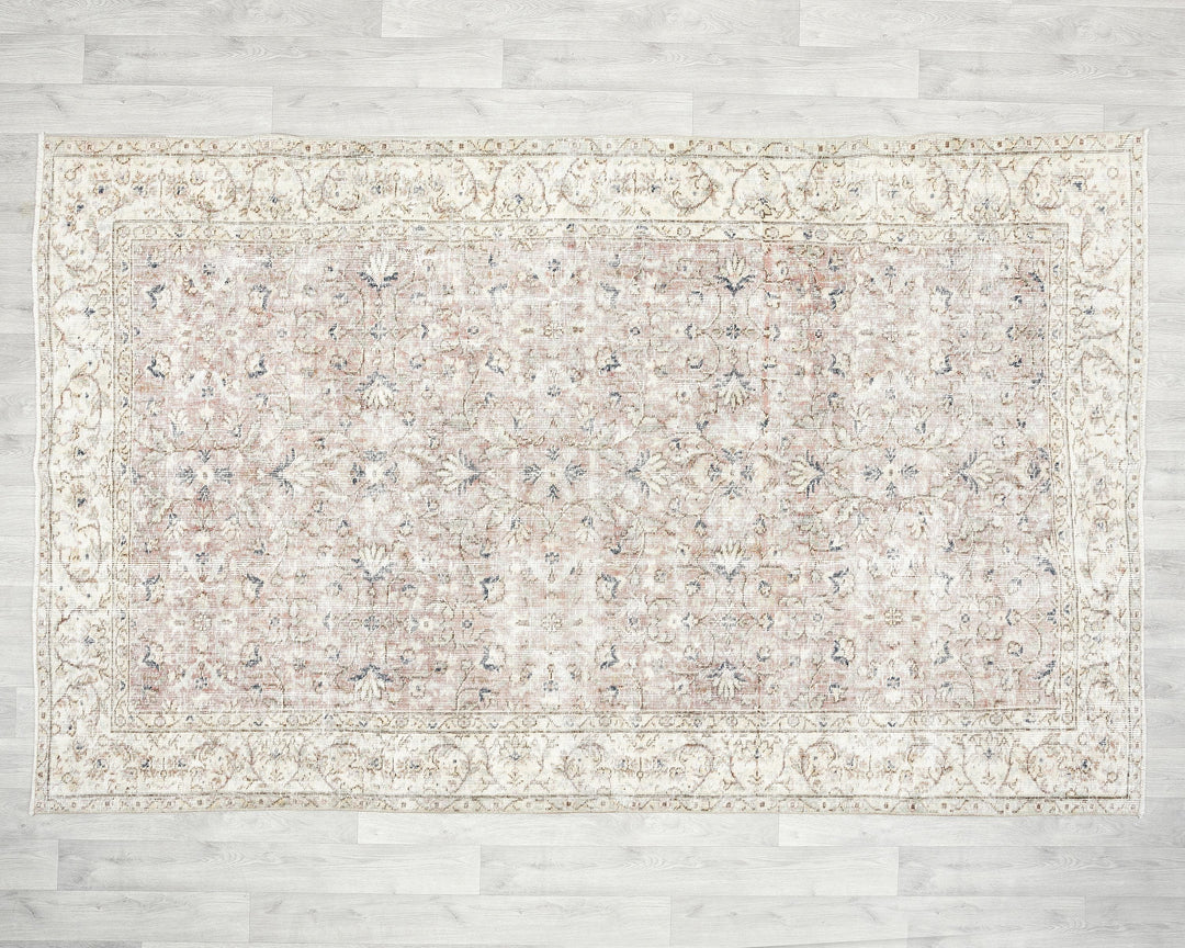 Neutral Oushak Rug 5' 6" x 8' 7" | No. VR67837