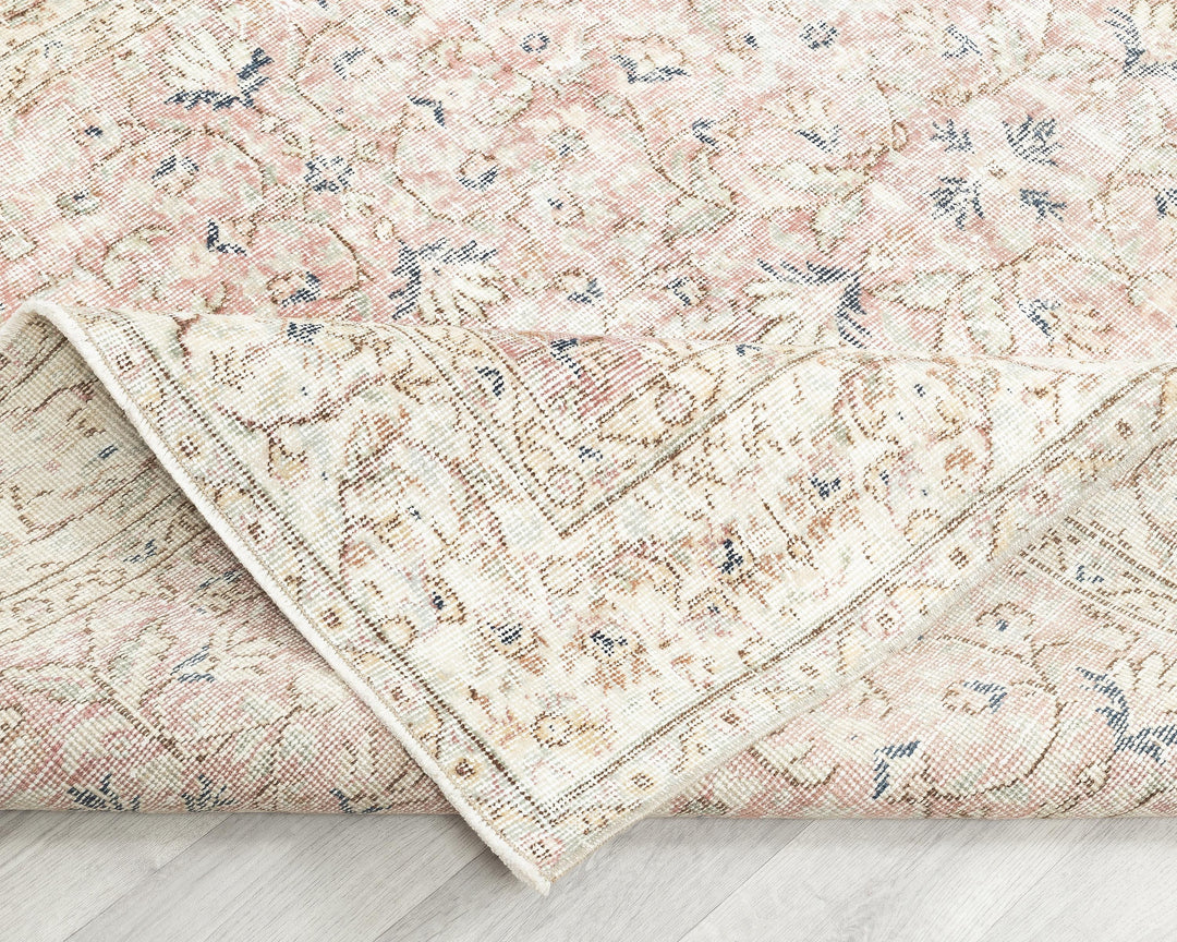 Neutral Oushak Rug 5' 6" x 8' 7" | No. VR67837