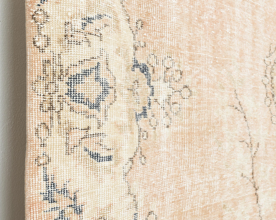 Neutral Oushak Rug 5' 11" x 9' 8" | No. VR30767