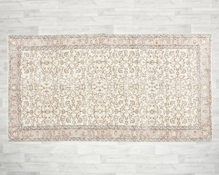Neutral Oushak Rug 4' 8" x 8' 8" | No. VR50418