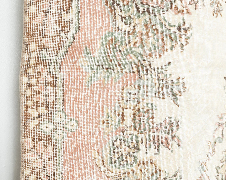 Beige Oushak Rug 5' 8" x 9' 6" | No. VR75220