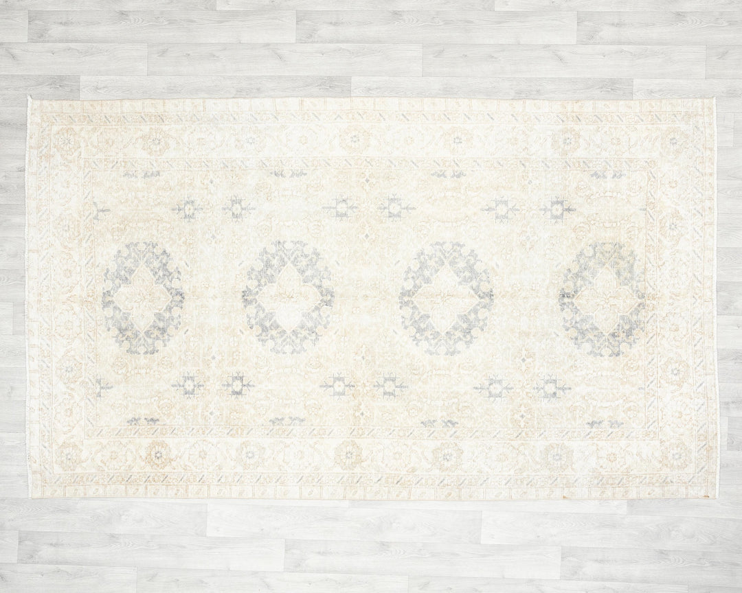 Beige Oushak Rug 4' 11" x 8' 2" | No. VR94806