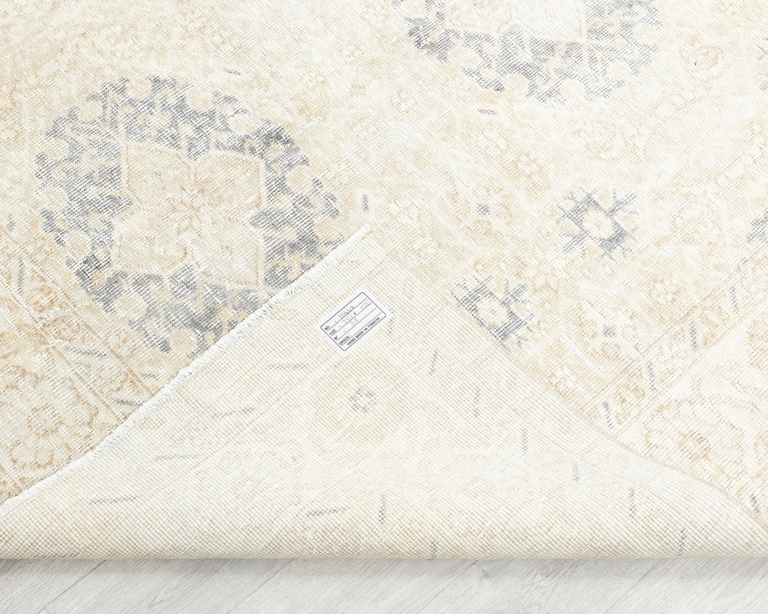 Beige Oushak Rug 4' 11" x 8' 2" | No. VR94806
