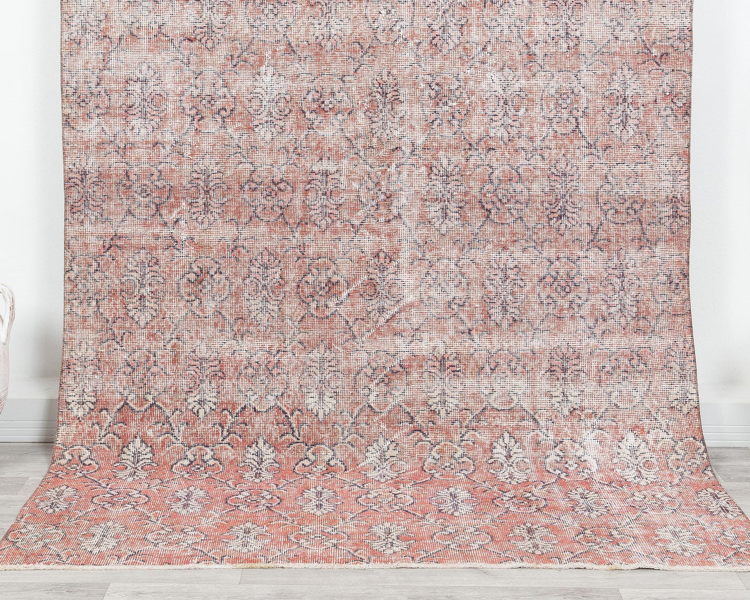 Red Oushak Rug 5' 4" x 8' 8" | No. VR10730