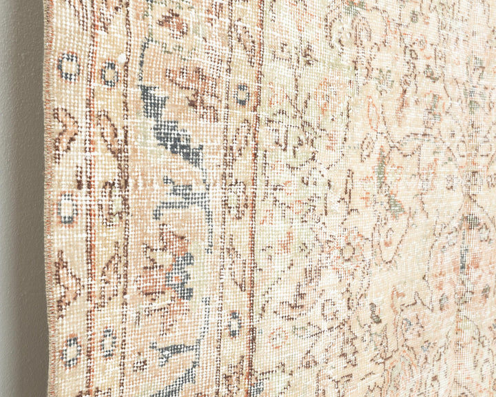 Beige Oushak Rug 4' 11" x 8' 5" | No. VR51968