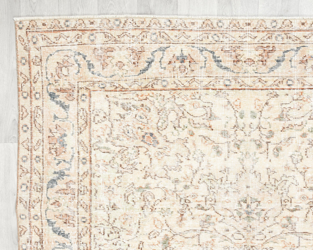 Beige Oushak Rug 4' 11" x 8' 5" | No. VR51968