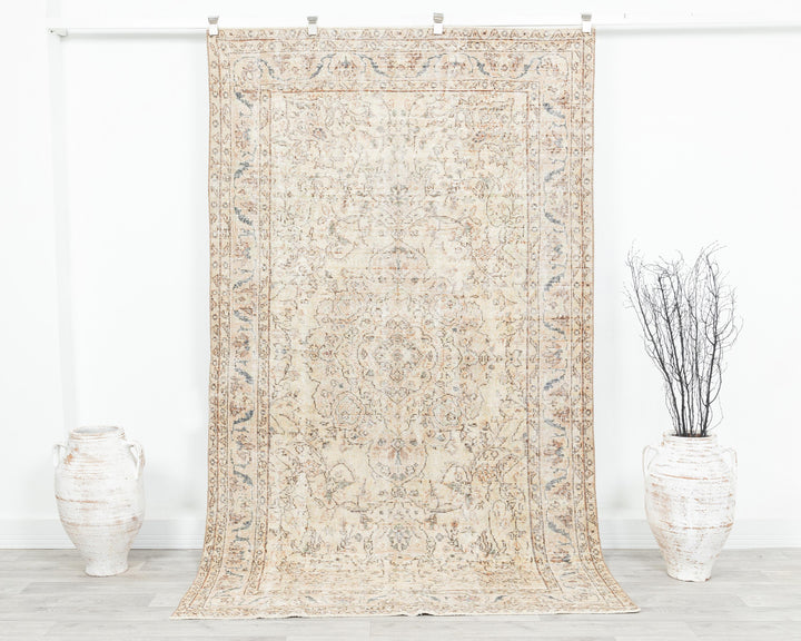 Beige Oushak Rug 4' 11" x 8' 5" | No. VR51968