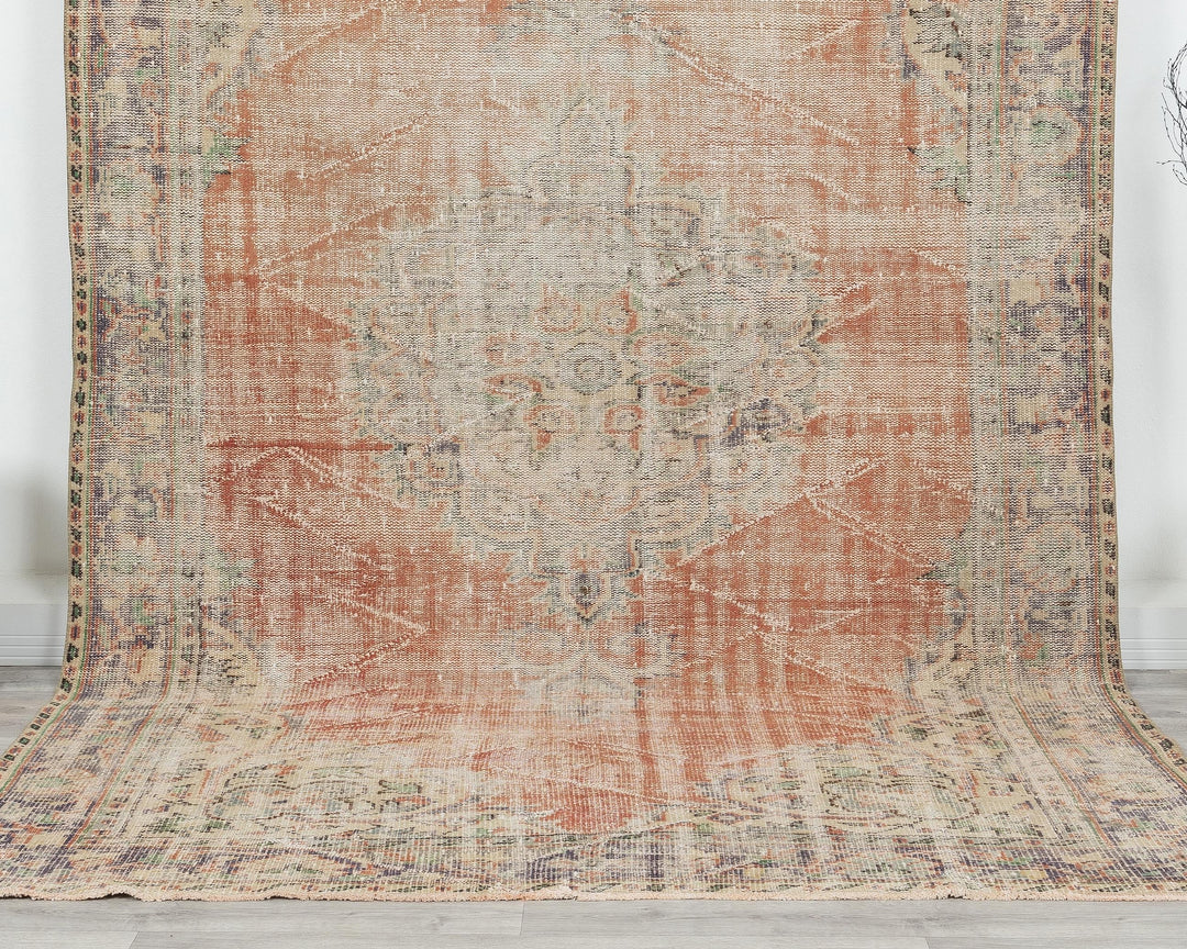 Faded Oushak Rug 6' 2" x 9' 8" | No. VR74012