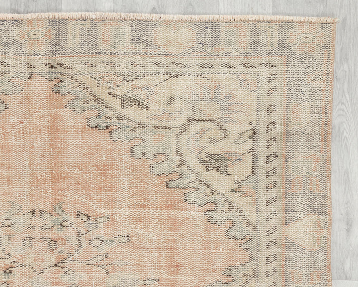 Faded Oushak Rug 4' 8" x 8' 4" | No. VR16840