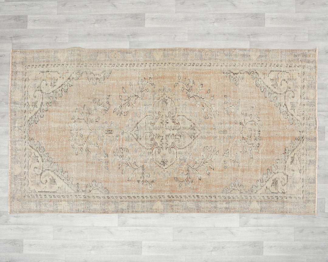 Faded Oushak Rug 4' 8" x 8' 4" | No. VR16840