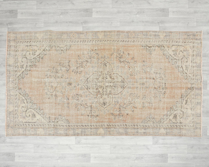Faded Oushak Rug 4' 8" x 8' 4" | No. VR16840
