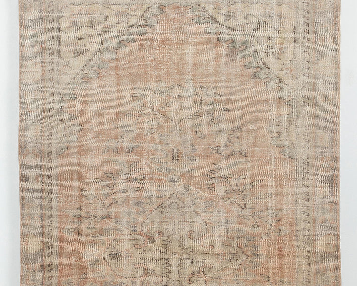 Faded Oushak Rug 4' 8" x 8' 4" | No. VR16840