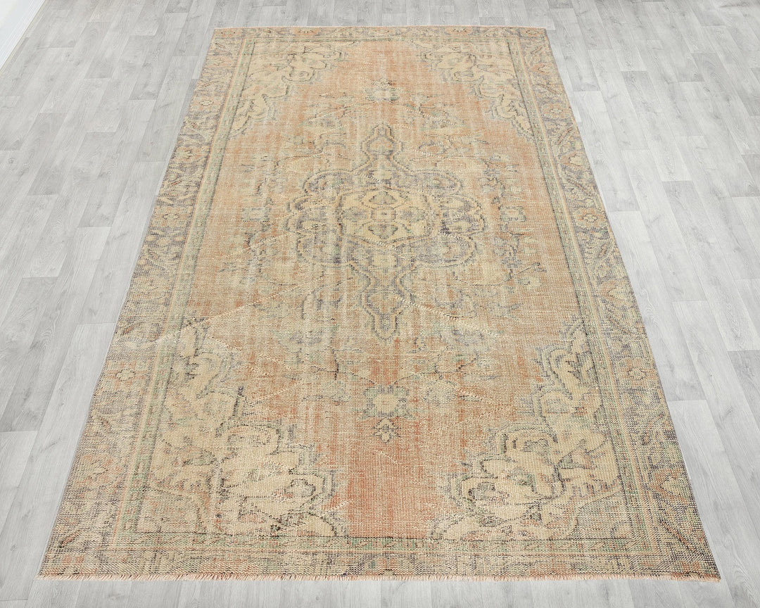 Faded Oushak Rug 5' 11" x 9' 5" | No. VR42560