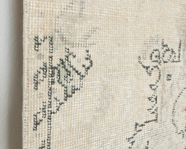 Beige Oushak Rug 3' x 5' 11" | No. VR29743