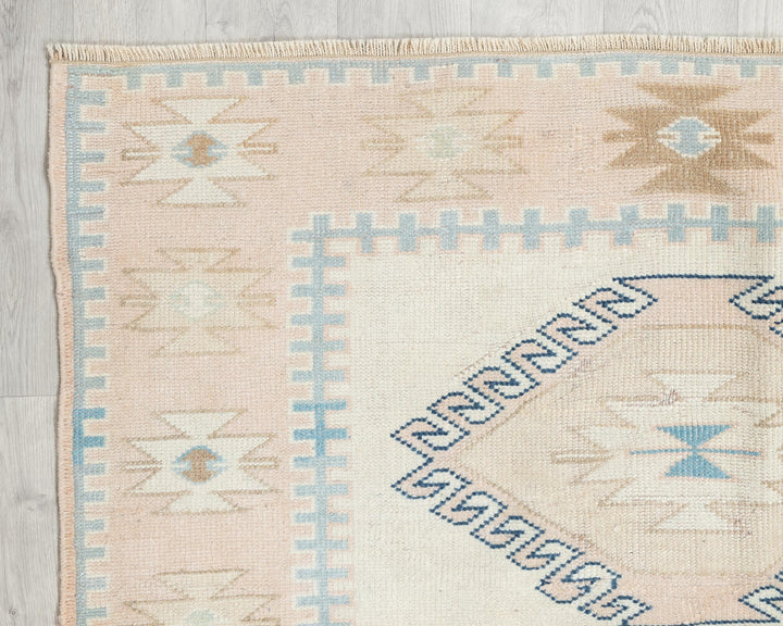 Neutral Oushak Rug 4' x 6' 1" | No. VR91706